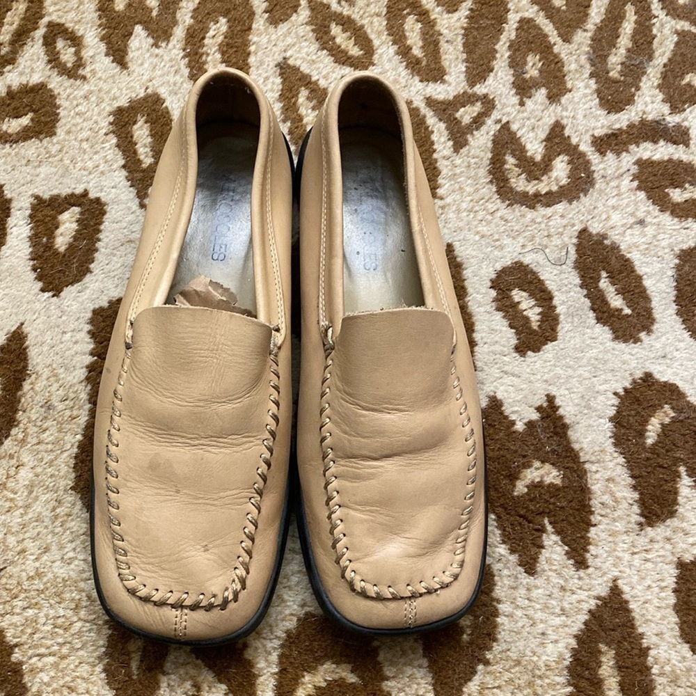 AEROSOLES leather Shoes Womens 8.5 moccasins flats comfort leather Tan Walking